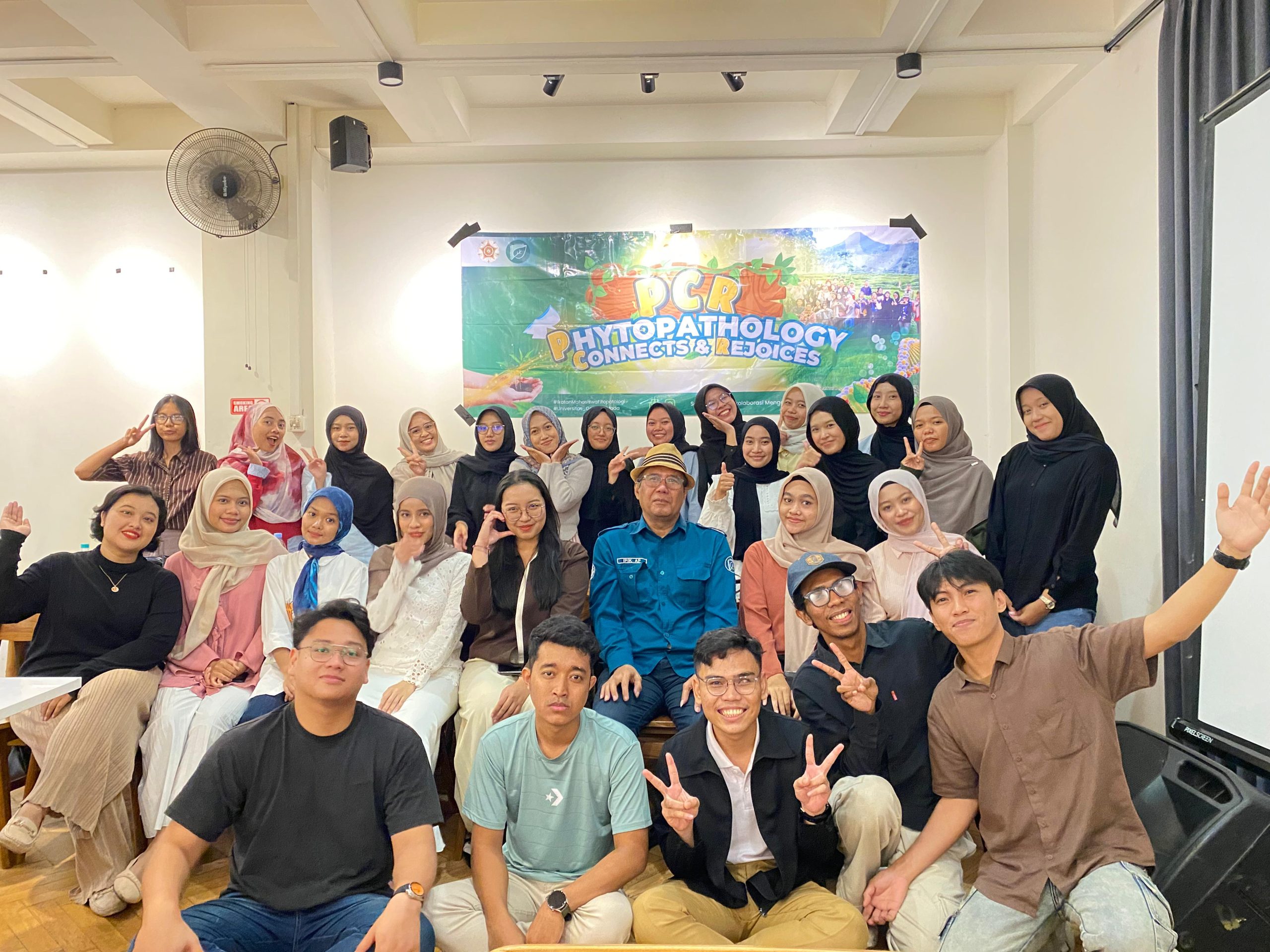 Magister Fitopatologi UGM Gelar Bukber dan Perkenalan Mahasiswa Baru Semester Genap 2025/2026